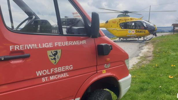 Die Feuerwehr St. Miachael im Lavanttal berichtete auf ihren Internetseiten vom Traktorunglück
