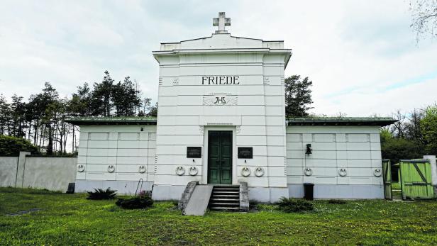 Der Anstaltsfriedhof in Mauer wurde 1944 für NS-Massenmorde erweitert