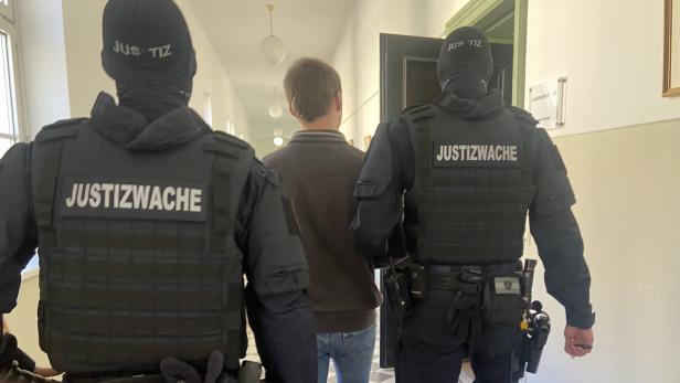 "Kopf abschneiden": IS-Sympathisant aus NÖ drohte der eigenen Familie