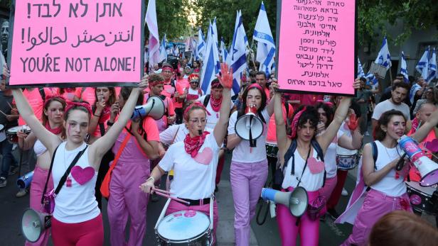 Erneut Massenproteste gegen umstrittene Justizreform in Israel