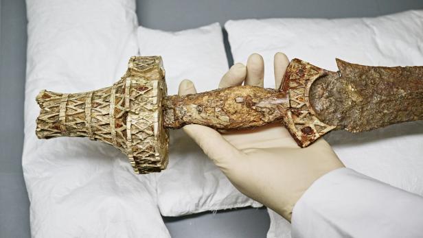 Was uns ein rund 3.000 Jahre altes Schwert aus der Hallstattzeit erzählen kann