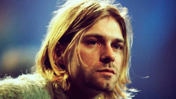 Zerschmetterte Kurt-Cobain-Gitarre um fast 600.000 Dollar versteigert