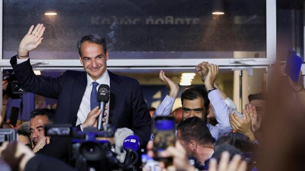 Greece holds parliamentary election