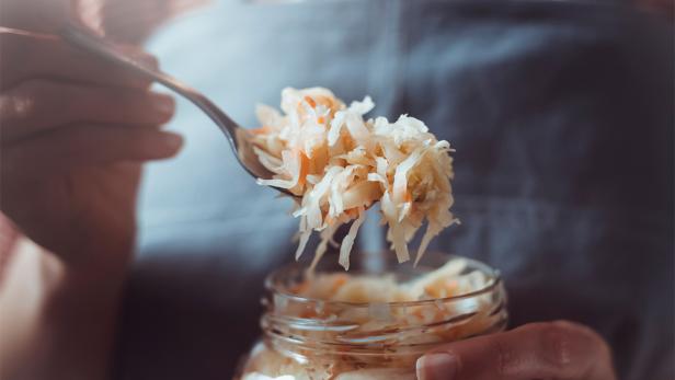 Sauerkraut fördert die Bildung gesunder Darmbakterien