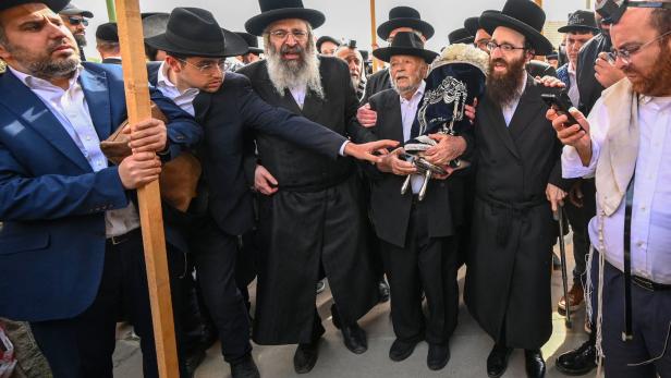 Trotz Krisen und Protesten: Geldspritze für Israels Orthodoxe