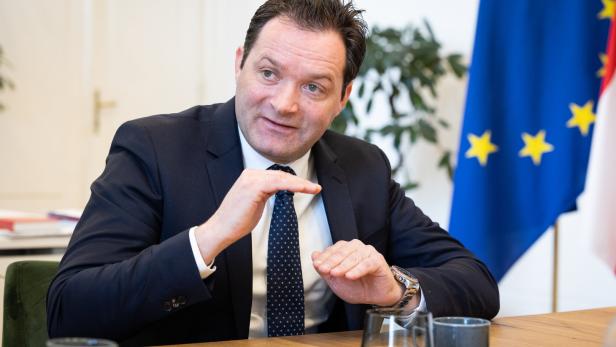 Landwirtschaftsminister Totschnig: "Radikale Lösungen funktionieren nicht"
