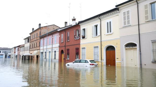 Trotz heftiger Unwetter: Italien wirbt für Urlauber in Emilia Romagna