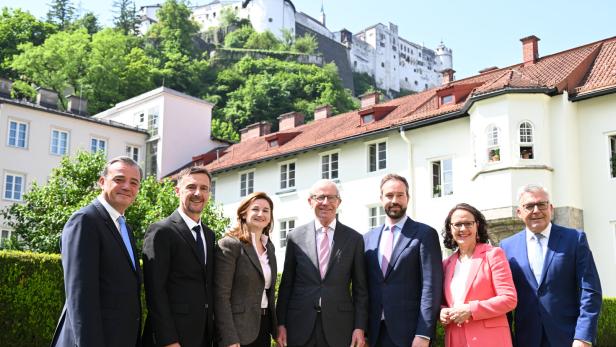 Koalition in Salzburg: Fröhlich in den schwarz-blauen Pakt