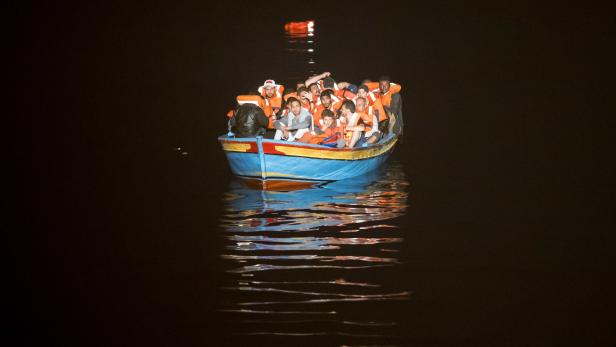 Wieder Pushbacks? Vermisste 500 Boots-Flüchtlinge zurück in Libyen