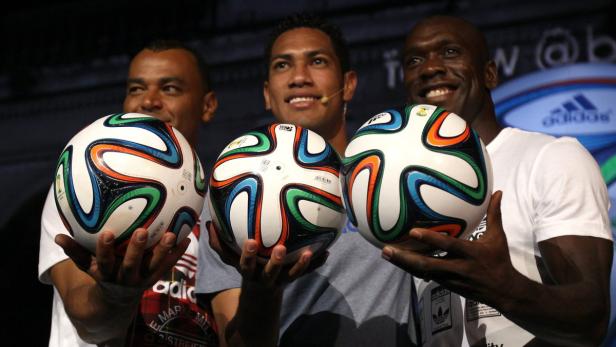 Von links nach rechts: Cafu, Hernane Vidal de Souza und Clarence Seedorf.