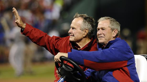 George Bush hofft auf Rangers-Sieg in World Series