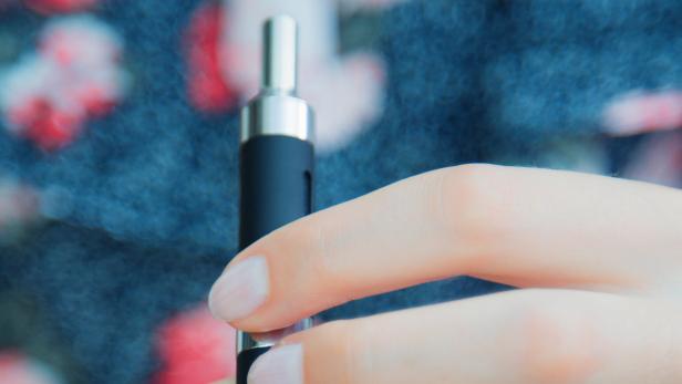 Dampf statt Rauch: E-Zigaretten aus Tirol.