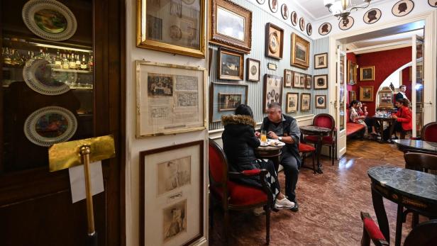 "Caffe Greco" am Fuße der Spanischen Treppe in Rom vor Zwangsräumung