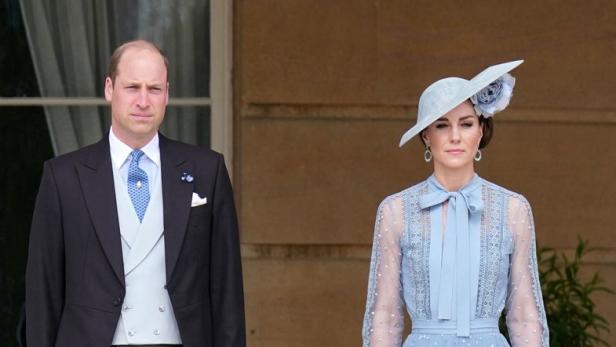 "Übermäßig dominanter" Prinz William behandelte Kate wie "freches Kind"