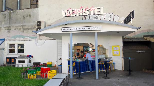Neuer Imbiss "Extra Würstel" in Wien: "Sind keine Wellness-Oase"