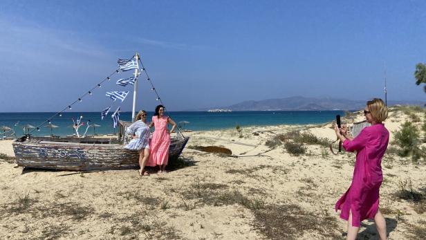 Strand Naxos Frauen Selfie