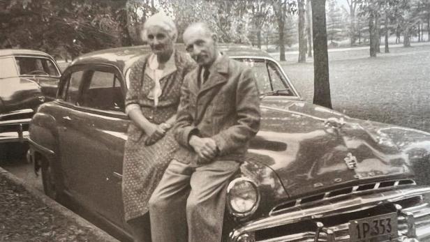 Wilhelm und Therese Strauß 1952 in Rome, New York