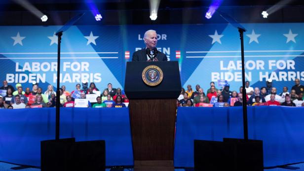 Joe Biden spricht vor den Gewerkschaftern