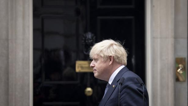 Britisches Unterhaus entzieht Johnson den Parlamentspass