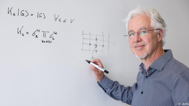 Theoretischer Physiker führt verschiedene Forschungsbereiche zusammen