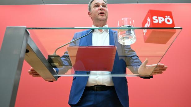 Umfrage: Babler-SPÖ tritt am Stand, FPÖ in Führung