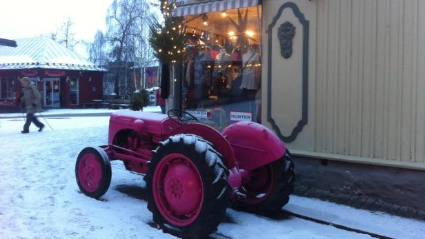 In Lillehammer sagen Elch und Traktor einander gute Nacht.