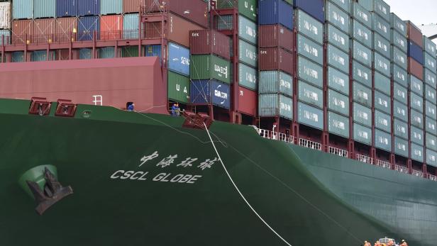 Anschub für den schwächelnden Welthandel: Das größte Containerschiff der Welt.