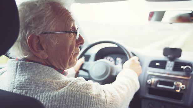 Alt, jung, männlich: Wer die meisten Verkehrsunfälle verursacht