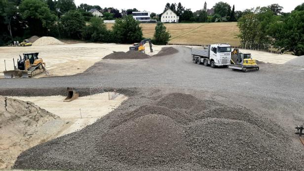 Linz verfügt Baustopp über Leichtathletik-Anlage der Diözese