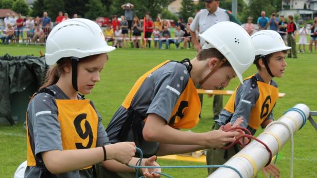 Laufen, Spritzen, Knoten und viel Wissen – am Wochenende zeigen die Mitglieder der Feuerwehrjugend ihr ganzes Können.