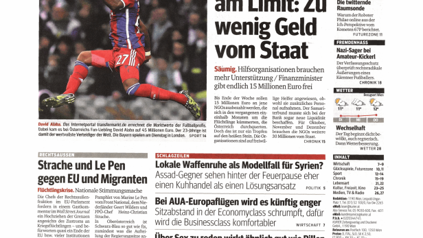 David Alaba, wertvollster Verteidiger der Welt, springt auf einem Fußballfeld.