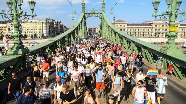 Pleite zum 150. Geburtstag: Wer ist schuld an Budapests Bankrott?
