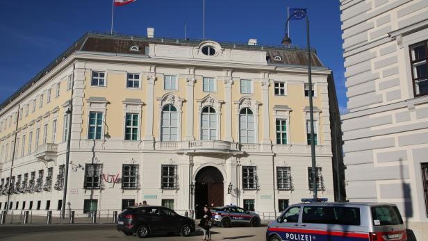 46-184358546 Wie Daten von zwei Ministerinnen irrtümlich bei Gericht landeten