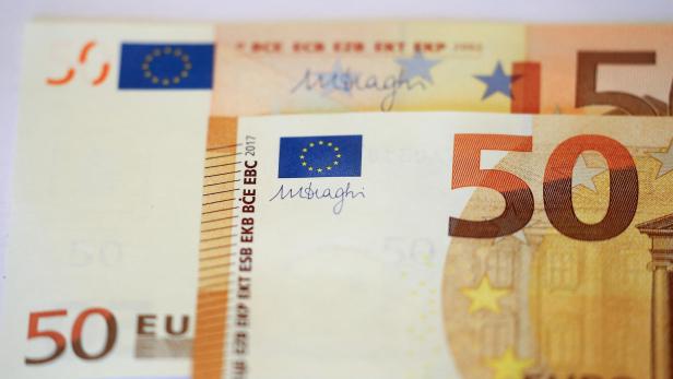 FILE PHOTO: A 50 euro banknote