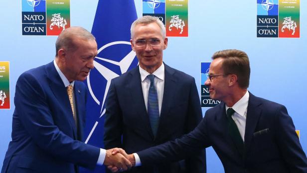 Vor NATO-Gipfel: Erdoğan stimmt Beitritt Schwedens nun doch zu