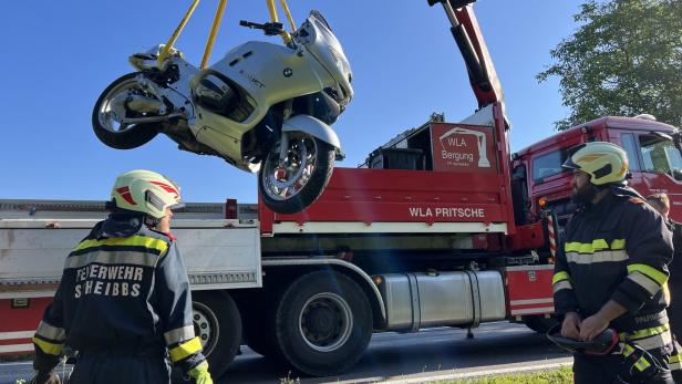 Feuerwehr Scheibbs barg Unfallmaschine