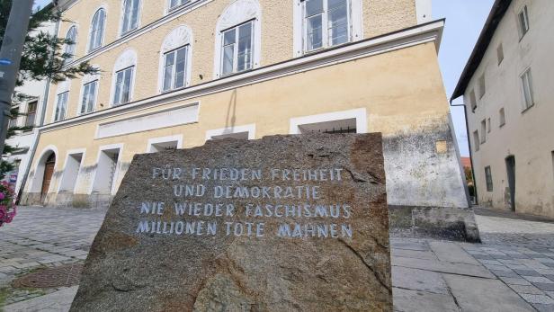 ++ ARCHIVBILD/THEMENBILD ++ HITLER-GEBURTSHAUS WIRD ORT FÜR MENSCHENRECHTSSCHULUNGEN DER POLIZEI