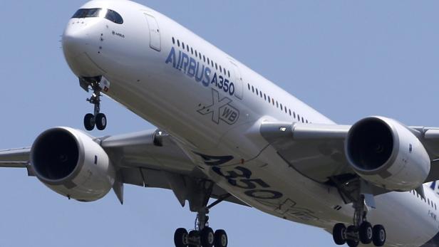 Ein Airbus A350 im Landeanflug.