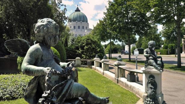 Wien verlangt bald Eintritt für Besuchergruppen von Friedhöfen