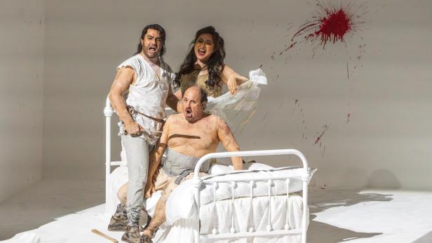 Bregenzer Festspiele: Verdis "Ernani" als absurde Blut-Groteske