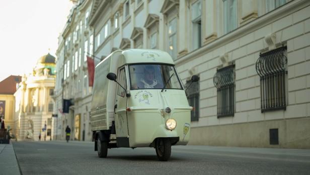 Das Weinmobil steht am Karlsplatz - und in Zukunft auf der Alten Donau.