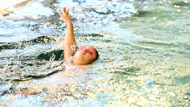 Mutter fand einjährigen Sohn leblos im Swimmingpool