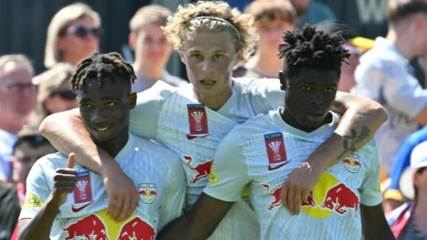 FUSSBALL: ÖFB-CUP/1.RUNDE: SPIELGEMEINSCHAFT SCU ARDAGGER/USV VIEHDORF - RED BULL SALZBURG