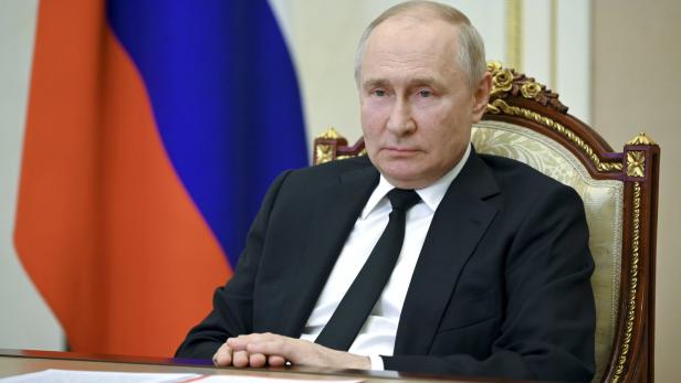Putin verbietet "Geschlechtsumwandlungen" in Russland