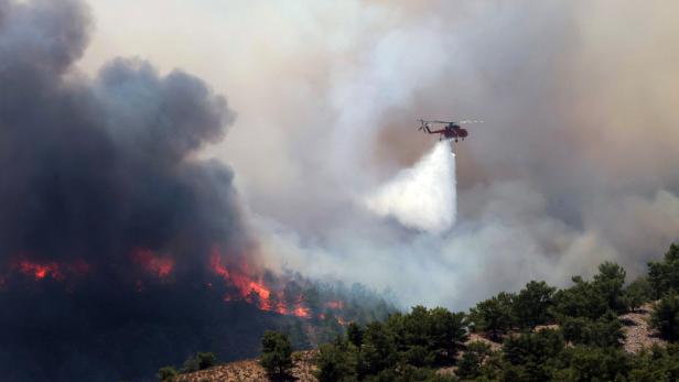Brände in Griechenland toben weiter: Mehr als 100 Österreicher evakuiert