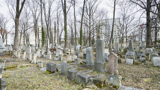 Der jüdische Friedhof in Währing wird mit der Förderung unterstützt