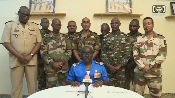 Militärputsch im Niger: Generalstabschef schließt sich Putschisten an