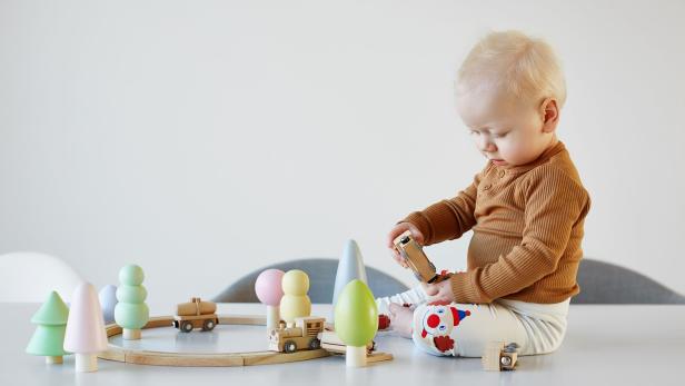 Eltern aufgepasst: Schaukel, Spielzeug & Co - Rückrufe bei Kinderprodukten