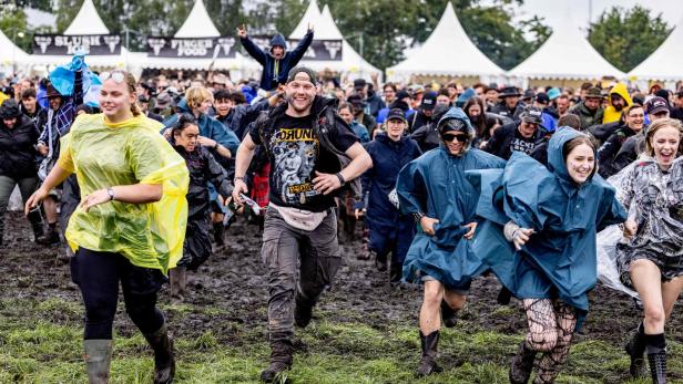 Rund 61.000 Menschen beim Metal-Festival in Wacken