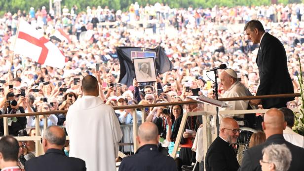 Papst Franziskus betete mit Hunderttausenden im Wallfahrtsort Fatima